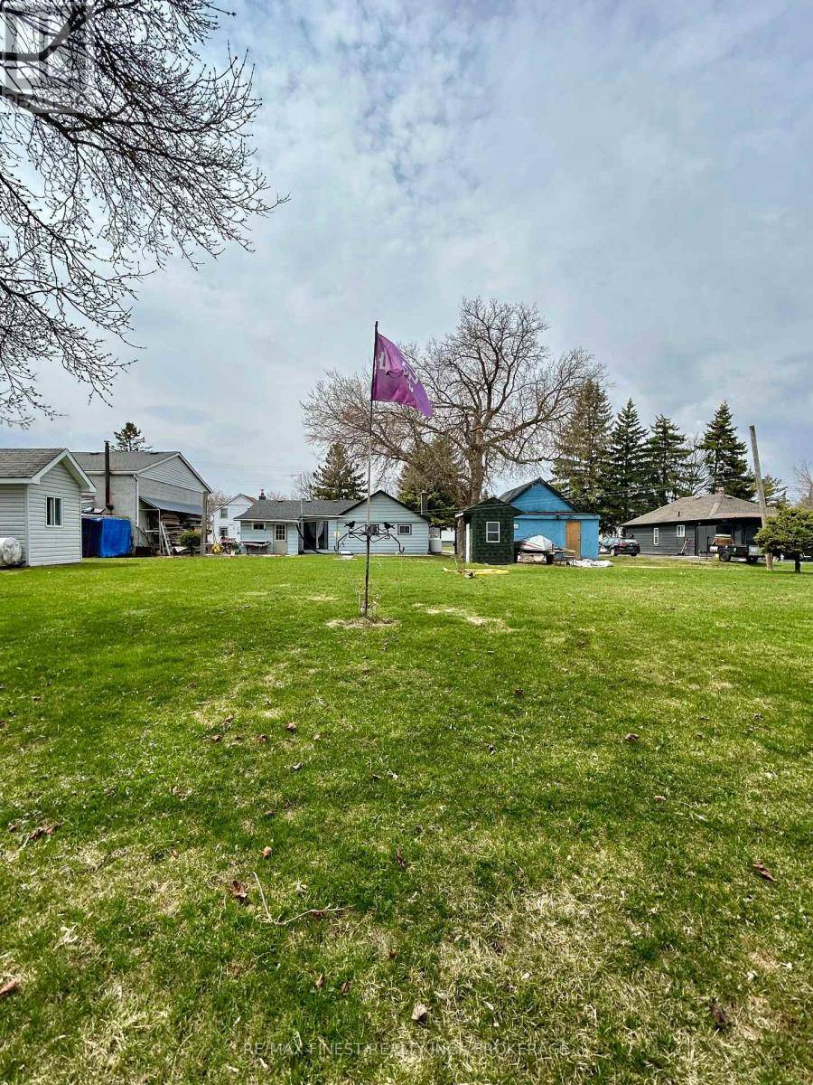 Belleville (belleville Ward), ON K8N4Y4,159 UNIVERSITY AVENUE