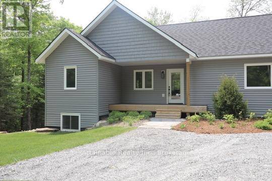 Huntsville (stephenson), ON P0B1M0,24 COLLINS COURT