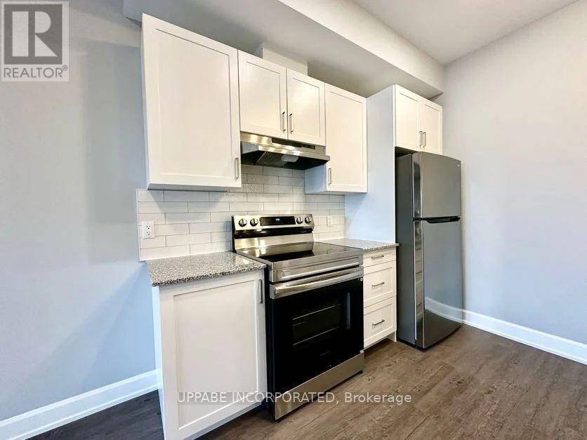 Ottawa, ON K1W1A2,2380 Cleroux CRES #205