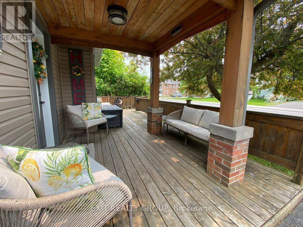 Quinte West (trenton Ward), ON K8V3H4,146 CRESWELL DRIVE