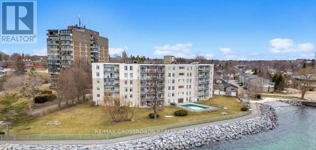 Kingston (central City West), ON K7M1J8,1 Mowat AVE #209