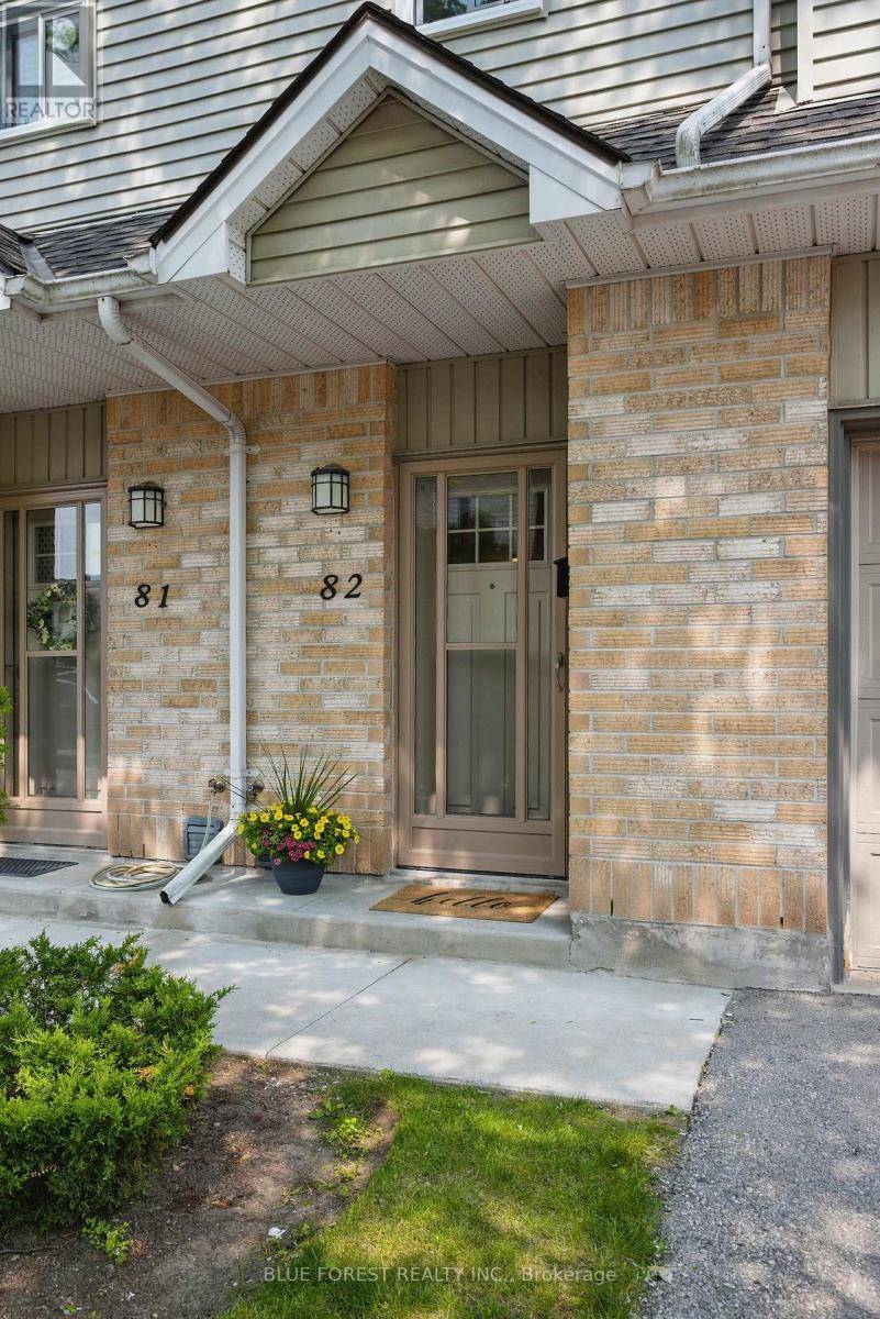 London East (east I), ON N5V4N5,1990 Wavell ST #82