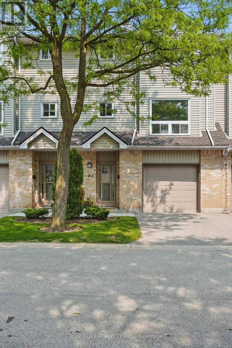 London East (east I), ON N5V4N5,1990 Wavell ST #82