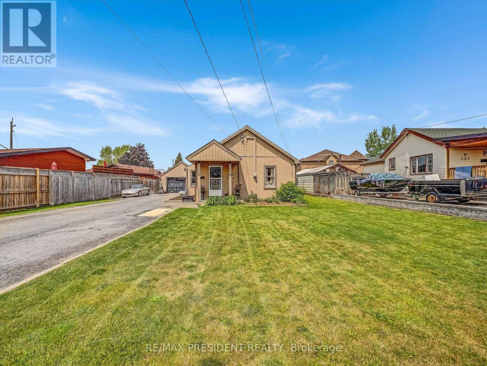 Hamilton (stoney Creek), ON L8G3X2,135 GREEN ROAD