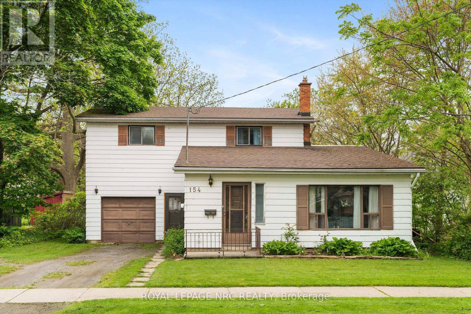 St. Catharines (port Dalhousie), ON L2N4X7,154 DALHOUSIE AVENUE
