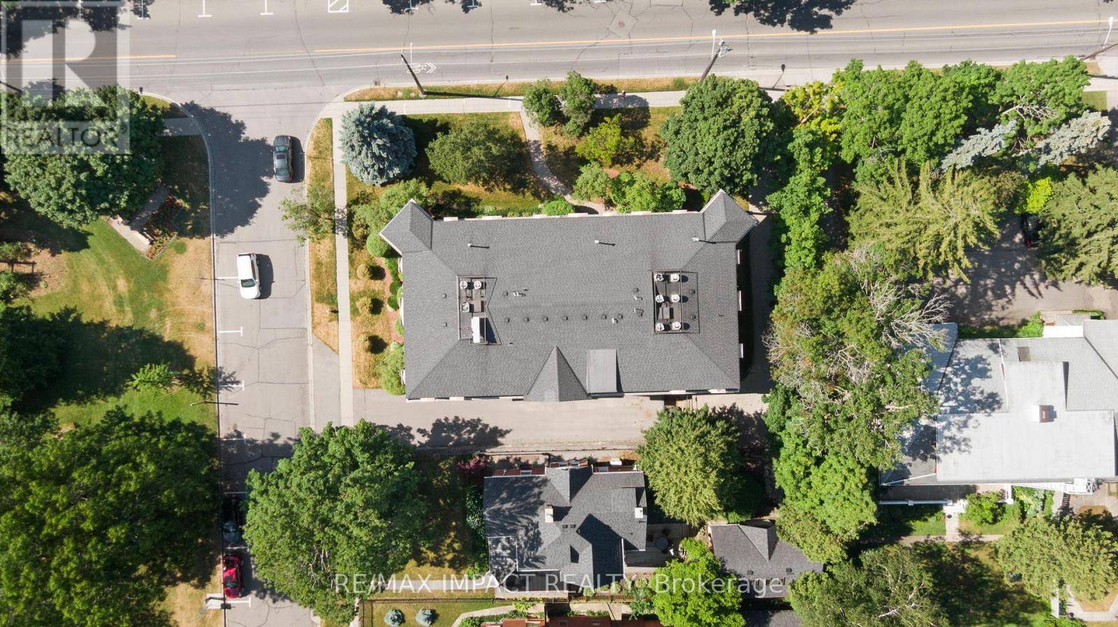 Cobourg, ON K9A3V9,220 Church ST #101