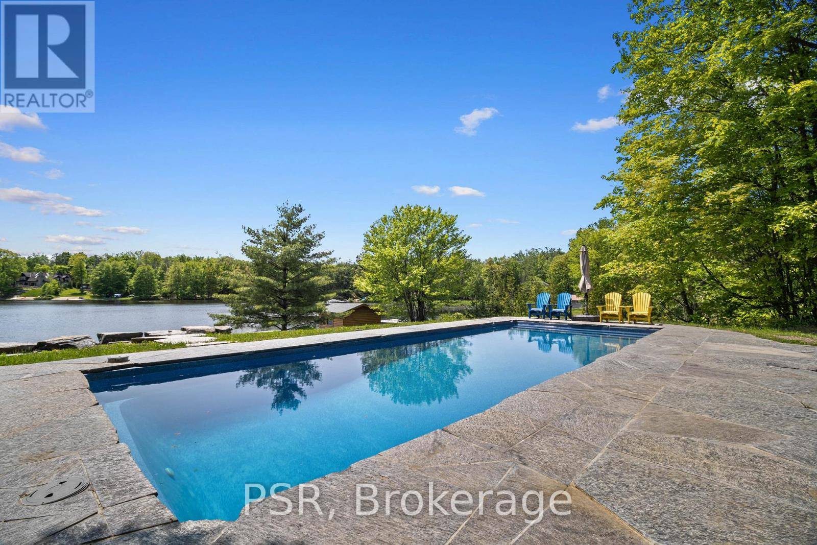 Gravenhurst (muskoka (s)), ON P1P1R2,1030 SOUTH SUNSET BAY ROAD