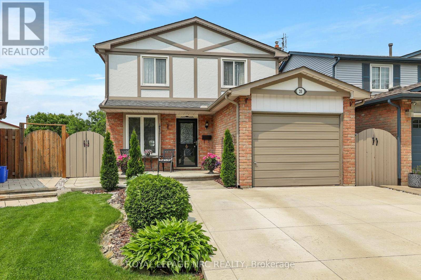 Hamilton (stoney Creek), ON L8G4G3,20 GLENASHTON DRIVE