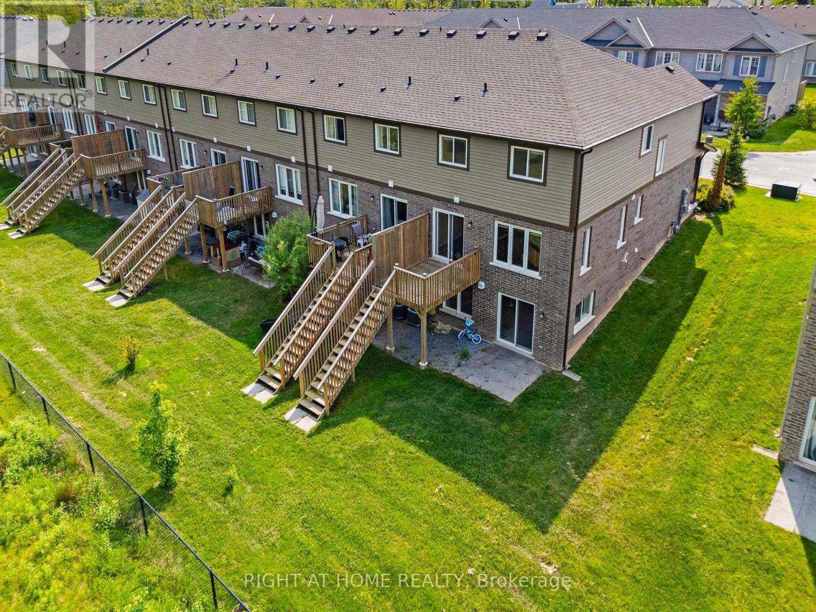 Fort Erie (ridgeway), ON L0S1N0,340 Prospect Point RD North #6
