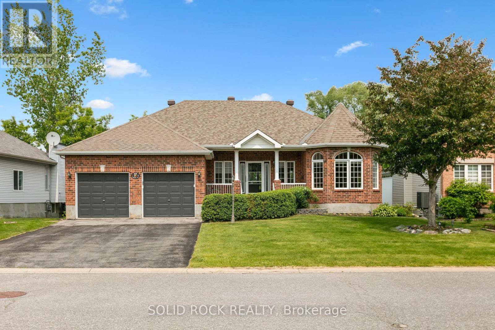 Ottawa, ON K2S1X3,49 CARIBOU AVENUE