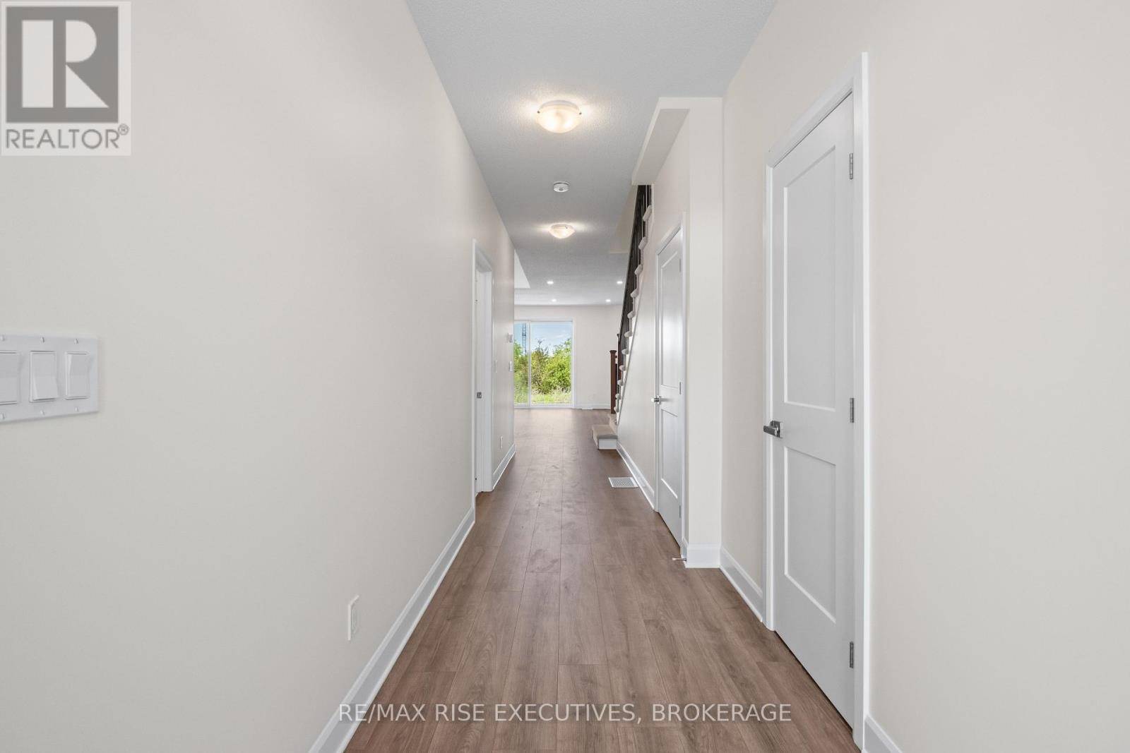 Kingston (city Northwest), ON K7P0V6,416 BUCKTHORN DRIVE