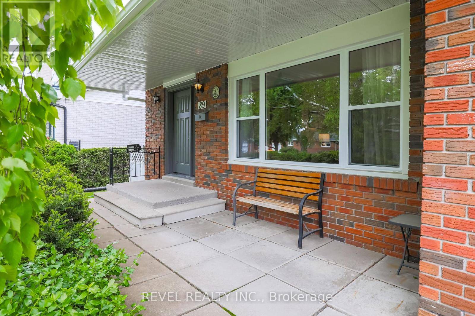 Kawartha Lakes (lindsay), ON K9V3Y4,89 POTTINGER STREET