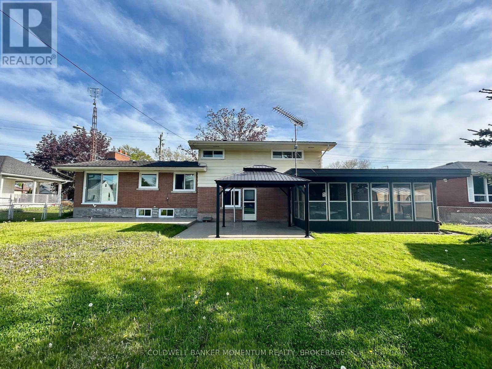 Welland (prince Charles), ON L3C4W9,464 FITCH STREET