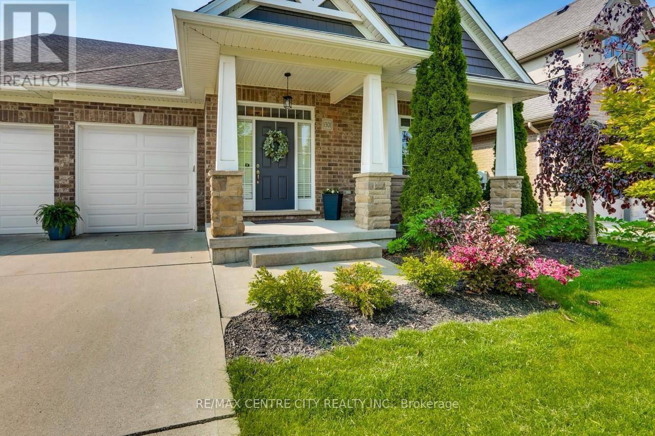 London North (north S), ON N6G0K9,1301 EAGLETRACE DRIVE