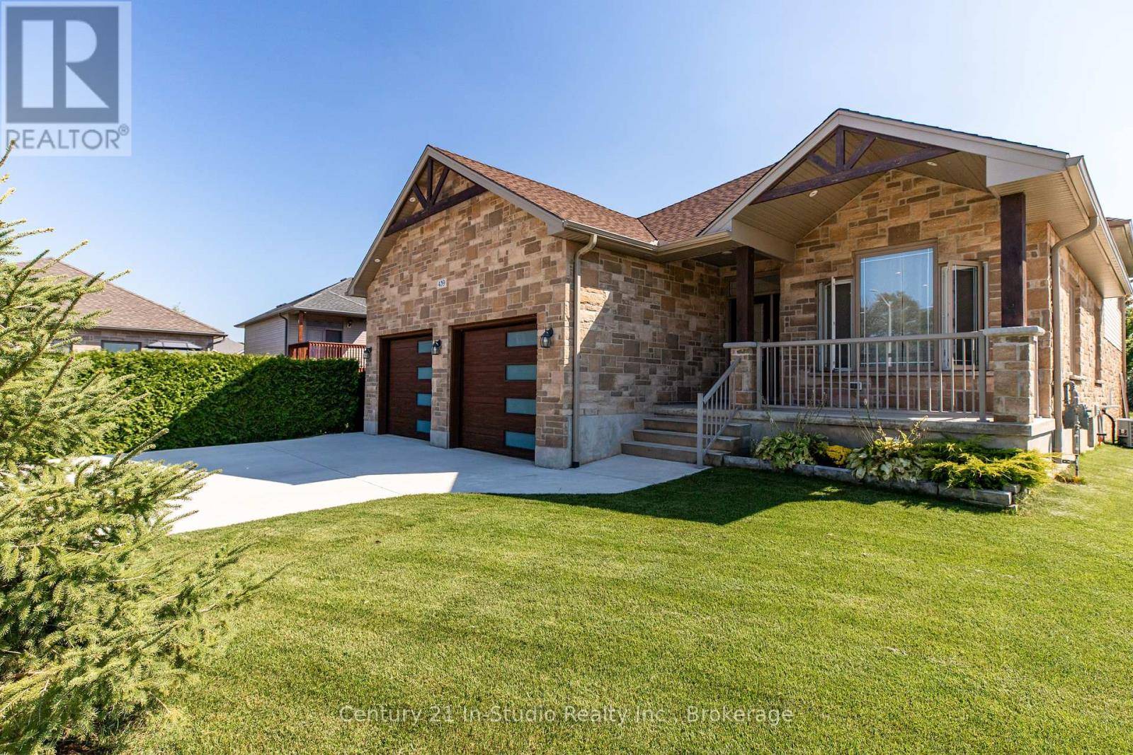 Saugeen Shores, ON N0H2C1,439 RIDGE STREET