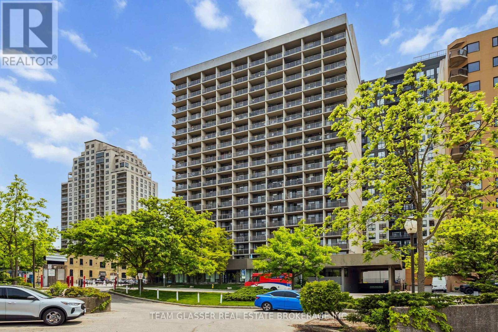 London East (east K), ON N6A5H3,21 King ST #709