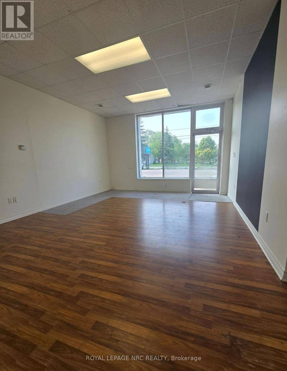Port Colborne (killaly East), ON L3K1S5,183 Main ST East #E