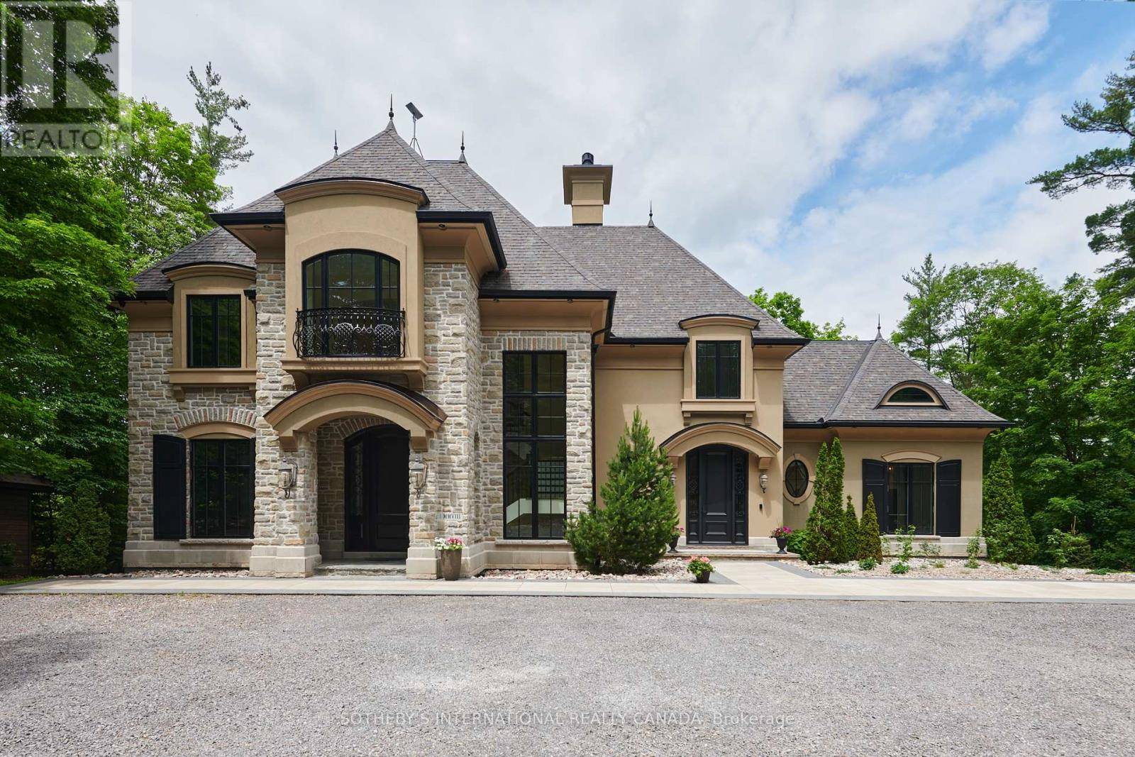 Mcnab/braeside, ON K0A3L0,106 LORLEI DRIVE