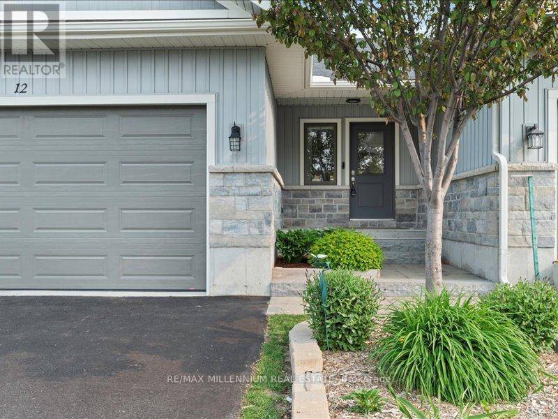 Belleville (belleville Ward), ON K8P0G2,12 MAVIS WAY