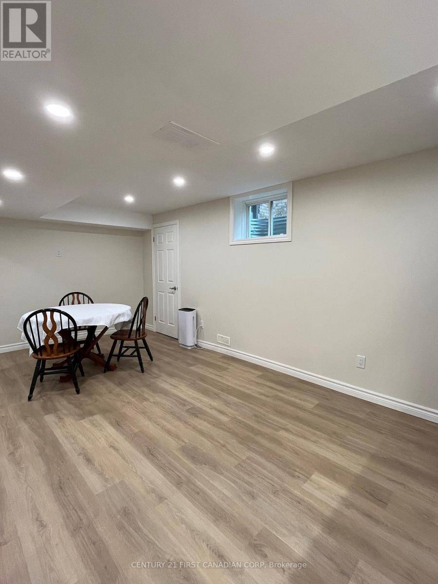 London North (north M), ON N6H0C8,2062 Cherrywood TRL #LOWER