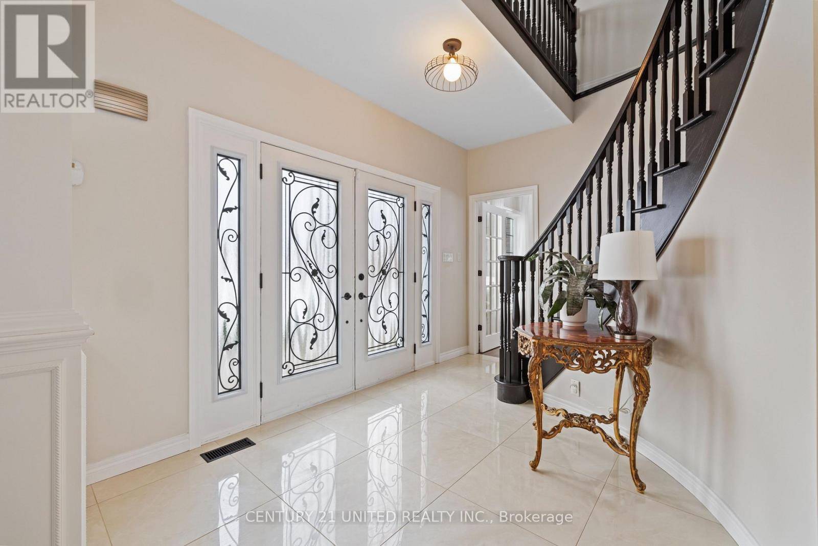Peterborough East (central), ON K9H0E4,550 NAISH DRIVE
