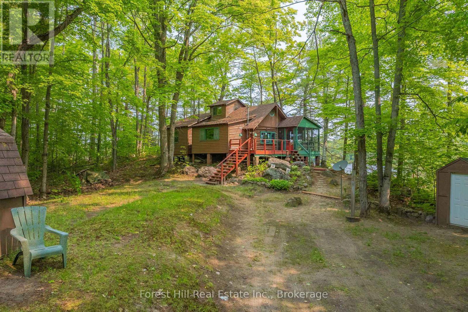 Muskoka Lakes (wood (muskoka Lakes)), ON P0C1M0,1067 WEST BLACK LAKE ROAD