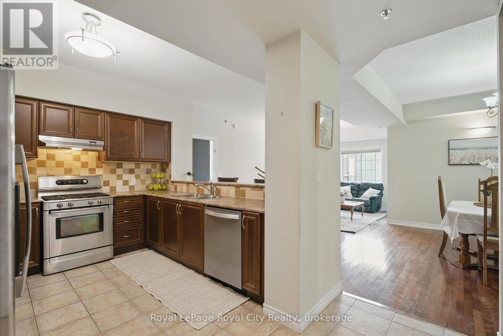 Guelph (grange Road), ON N1E0G7,308 Watson Pkwy North #415