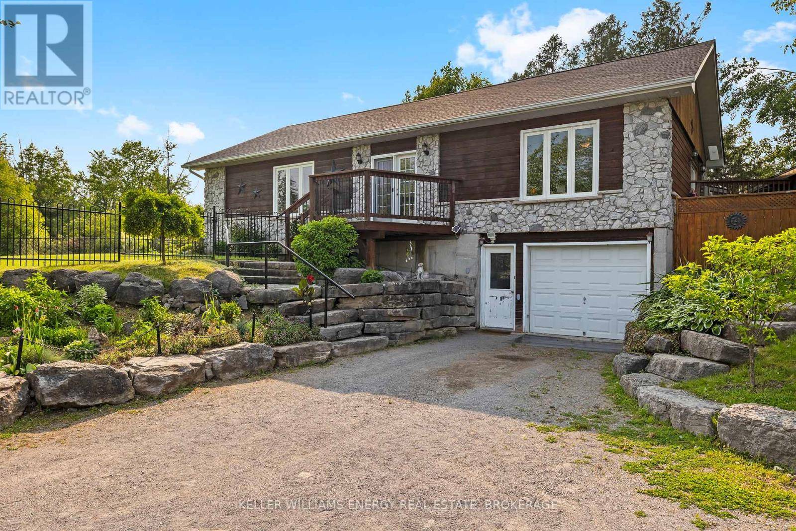 Selwyn, ON K0L2H0,4070 HIGHWAY 28
