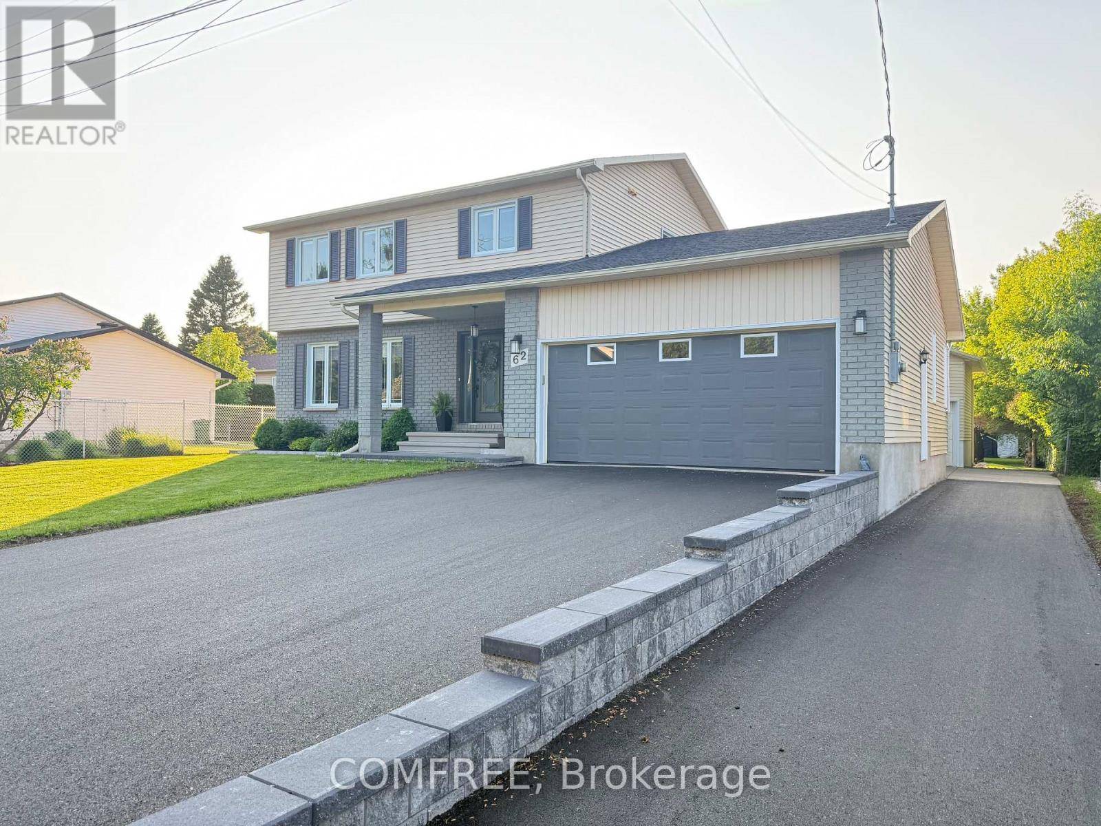 Russell, ON K0A1W1,62 MENARD STREET