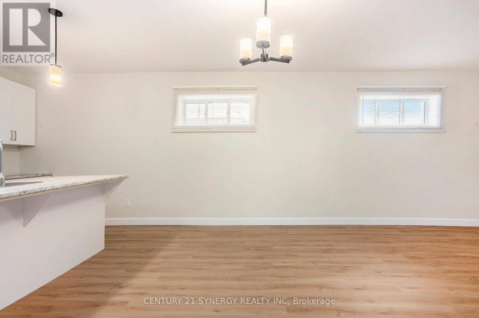 North Stormont, ON K0A1R0,84 Helen ST #B