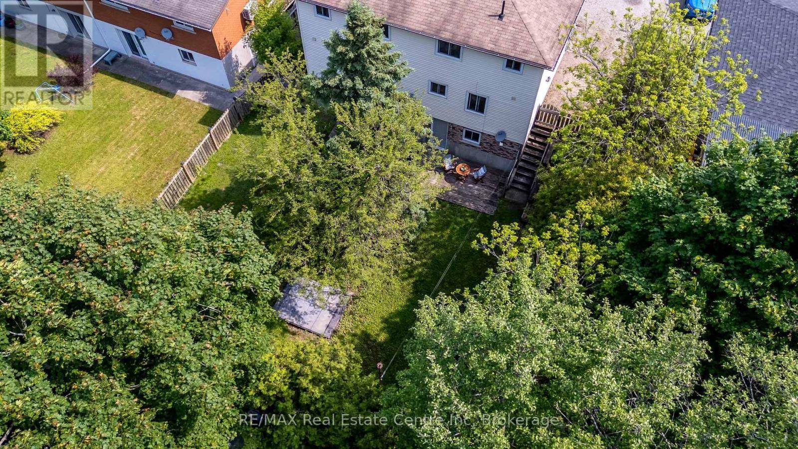 Guelph/eramosa (rockwood), ON N0B2K0,407-A MAIN STREET S