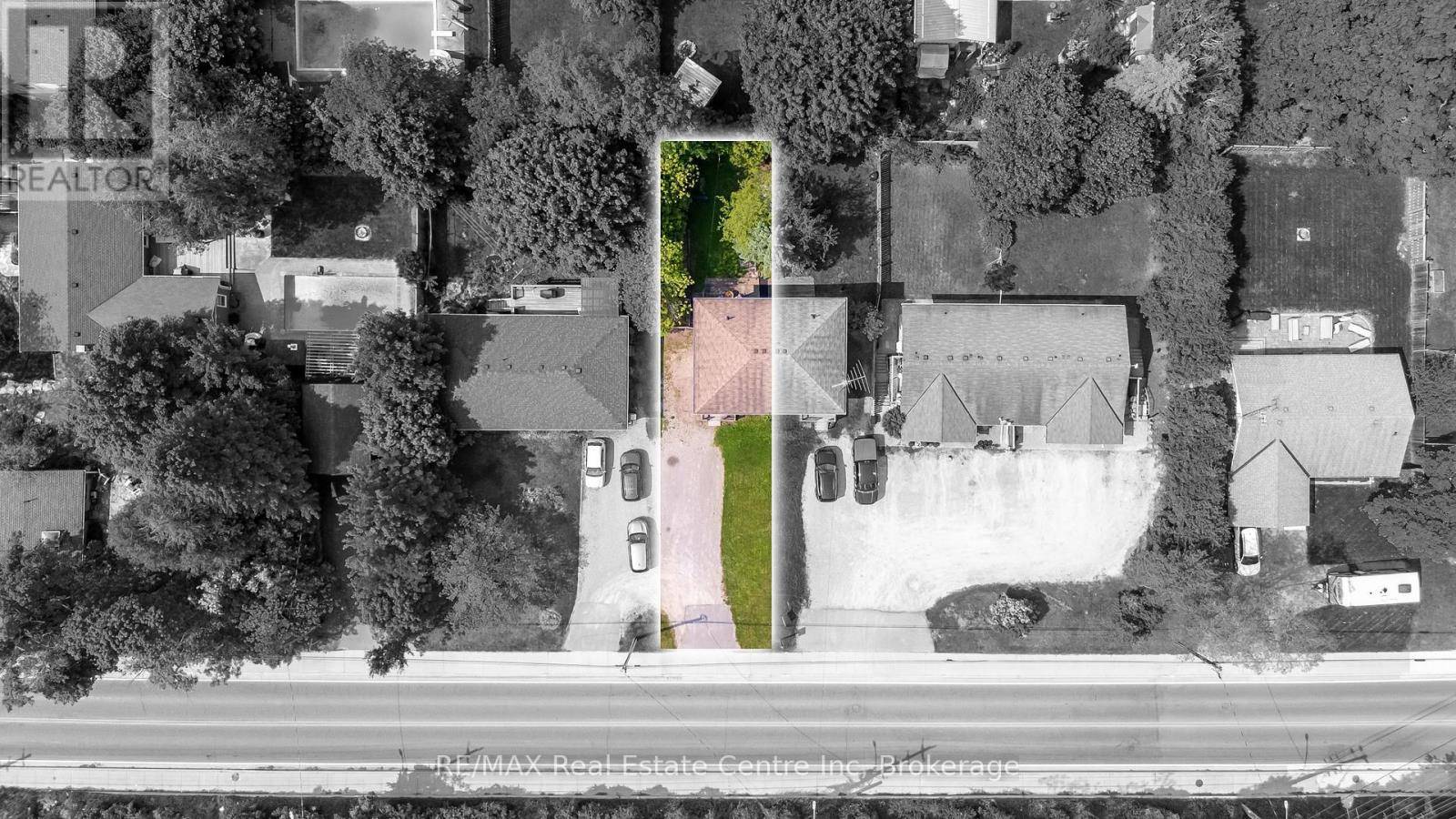 Guelph/eramosa (rockwood), ON N0B2K0,407-A MAIN STREET S