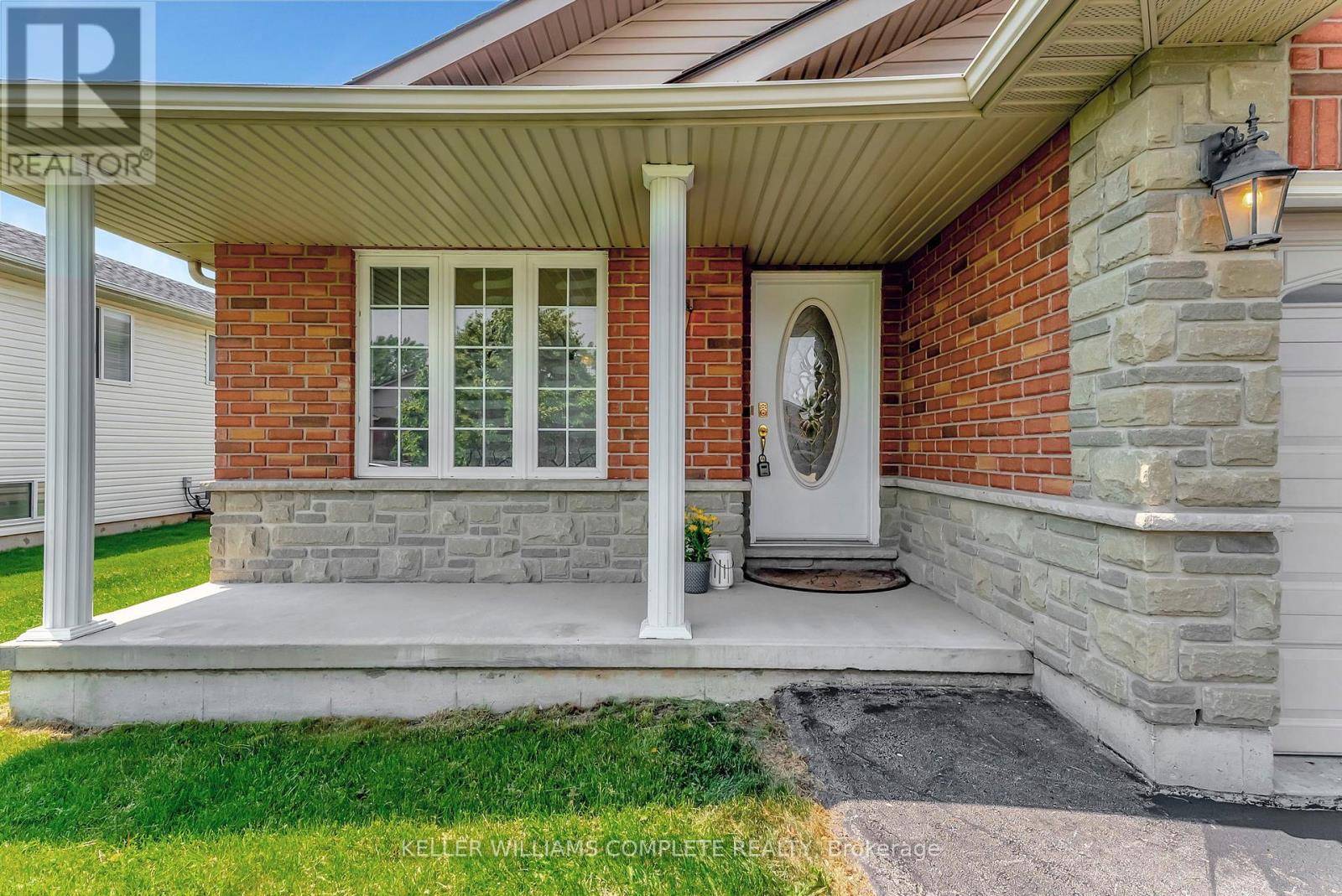 Haldimand, ON N0A1H0,25 MAPLEVIEW DRIVE