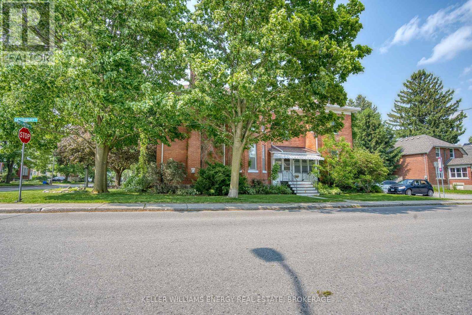 Woodstock (woodstock - North), ON N4S6R1,88 WELLINGTON STREET N