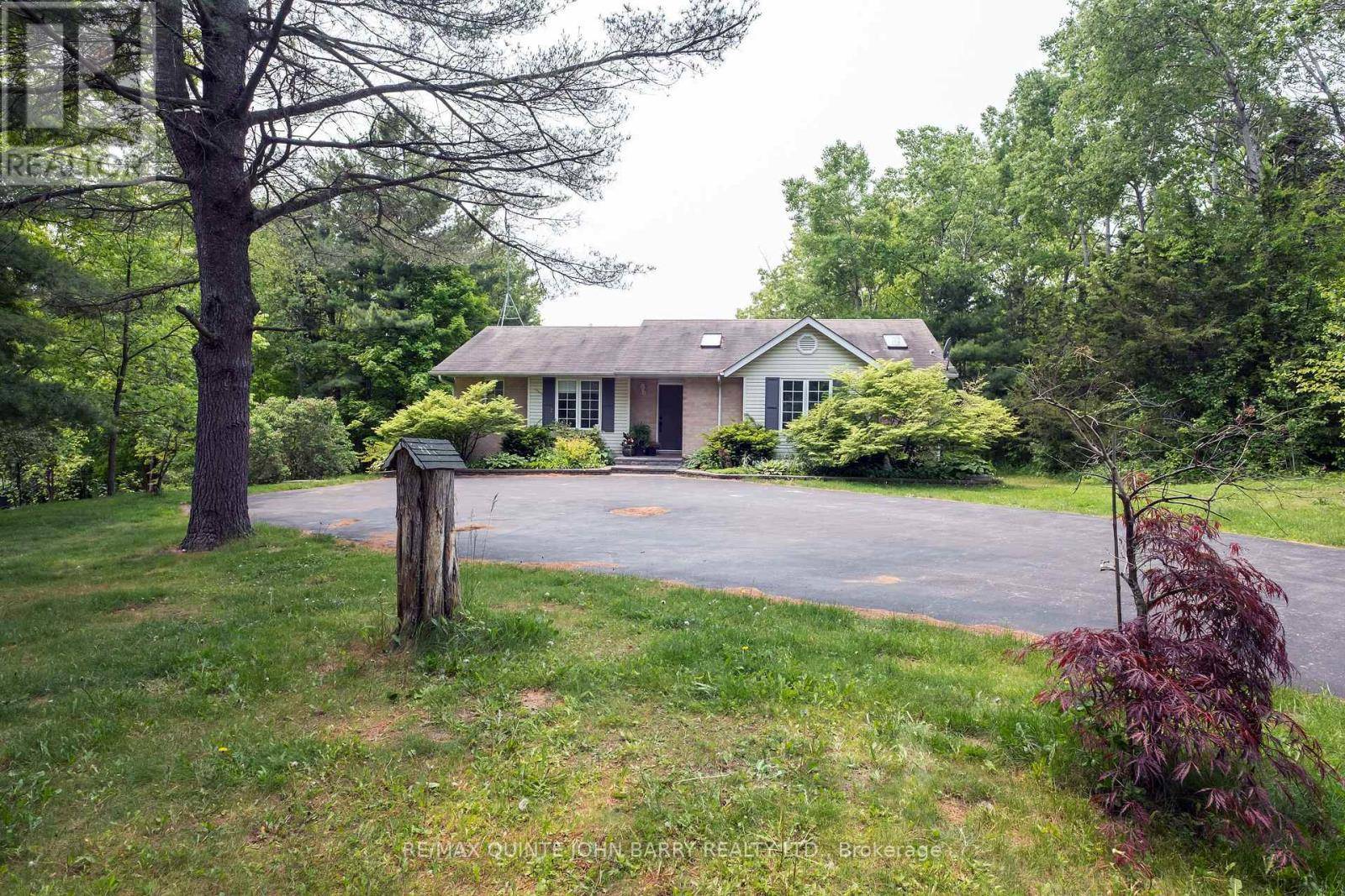 Quinte West (murray Ward), ON K8V5P4,524 CHRISTIANI ROAD