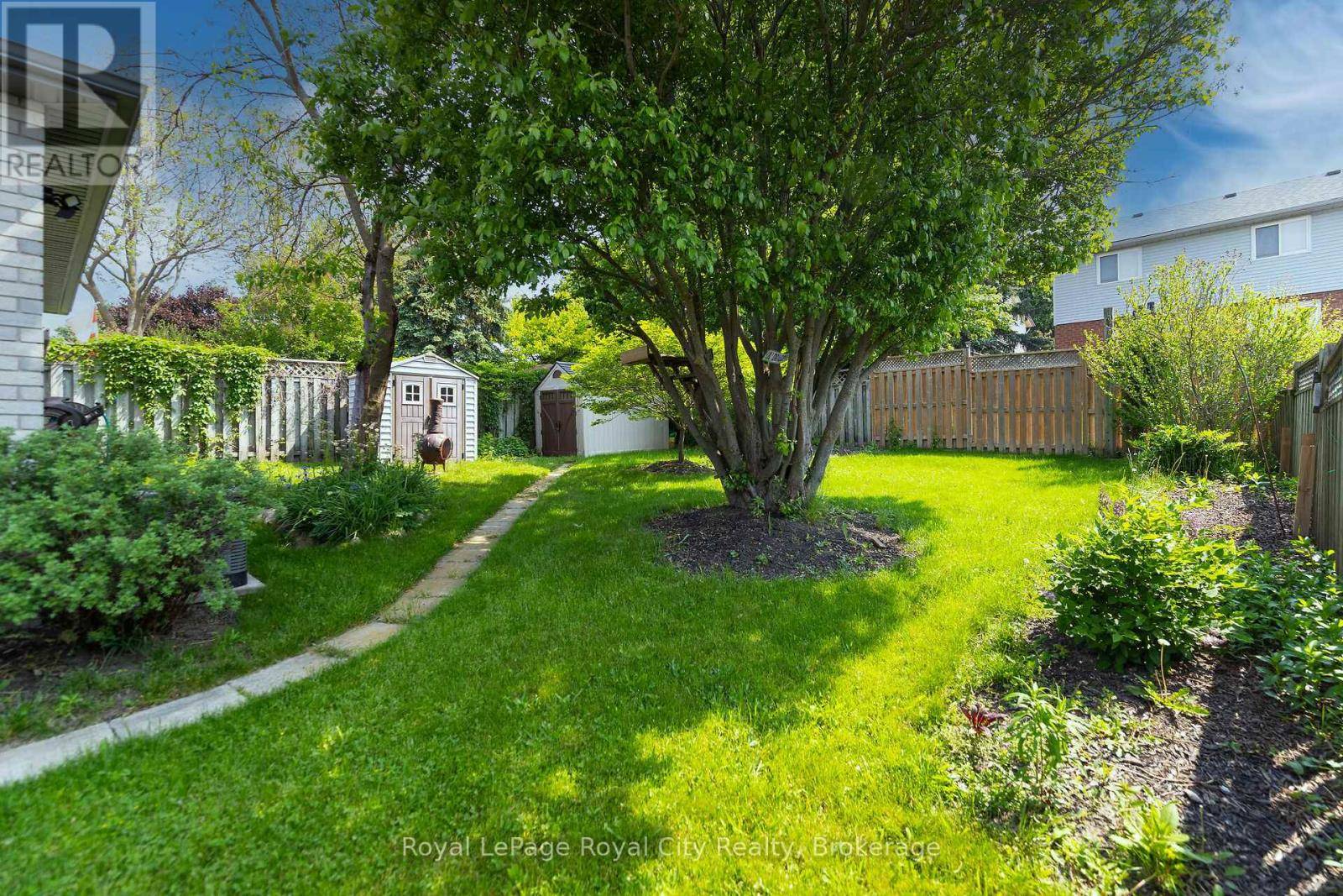 Guelph (willow West/sugarbush/west Acres), ON N1H8A6,19 BURTON ROAD