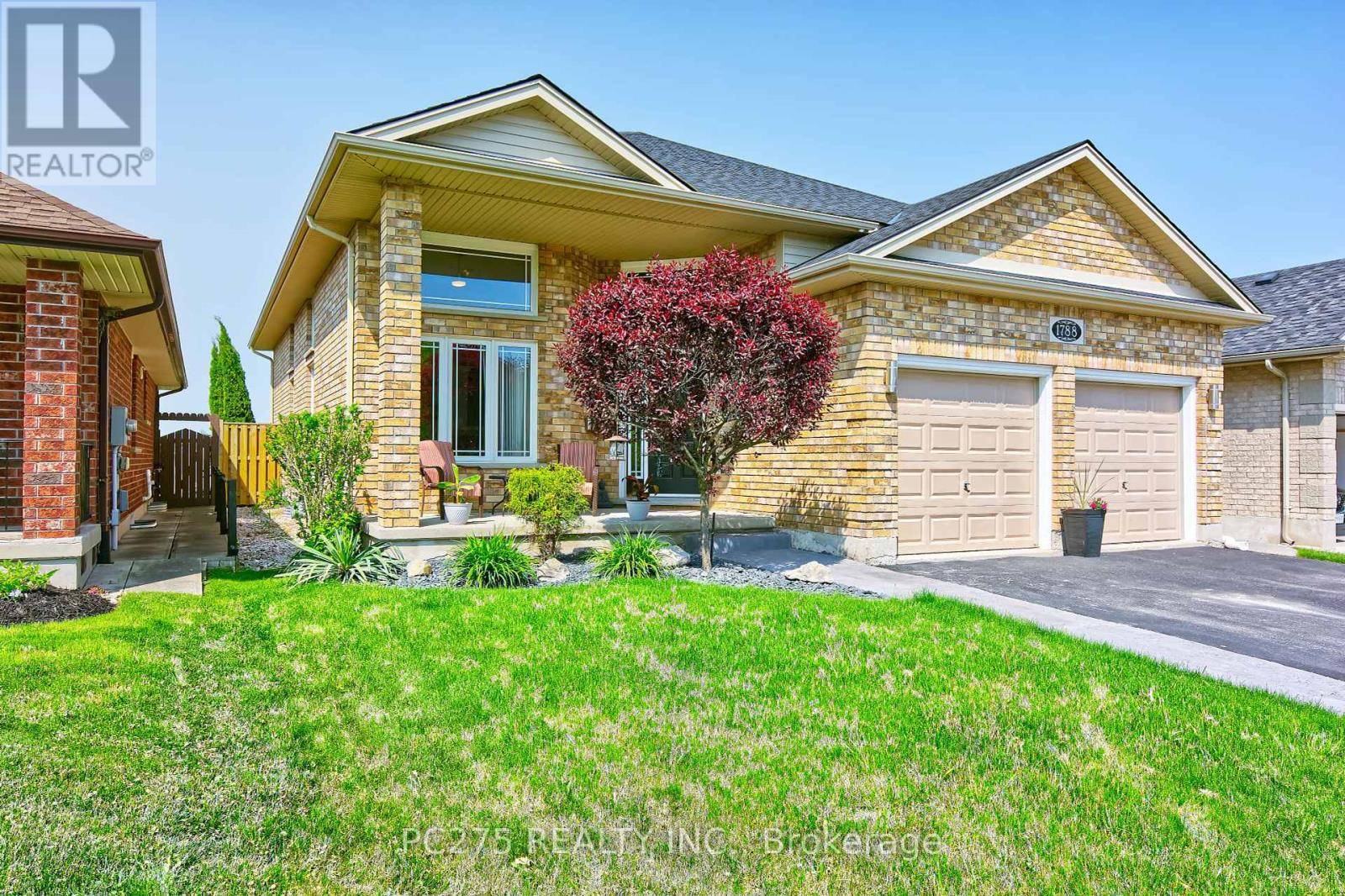 London North (north E), ON N6G5N1,1788 BAYSWATER CRESCENT