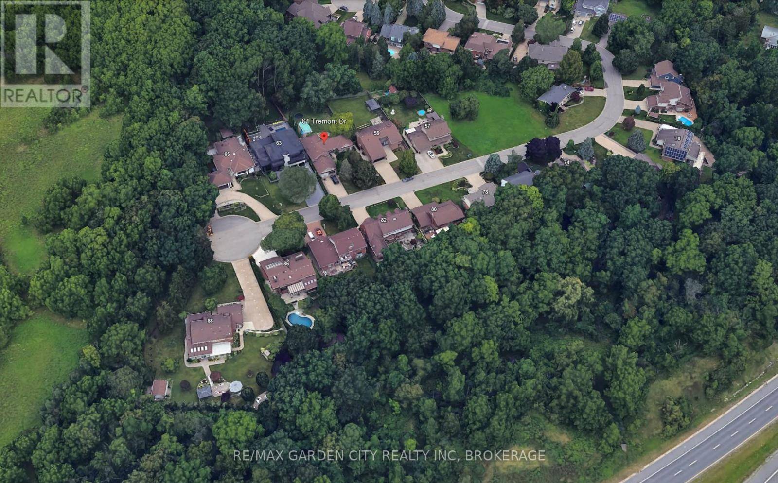 St. Catharines (glendale/glenridge), ON L2T3Y9,61 TREMONT DRIVE