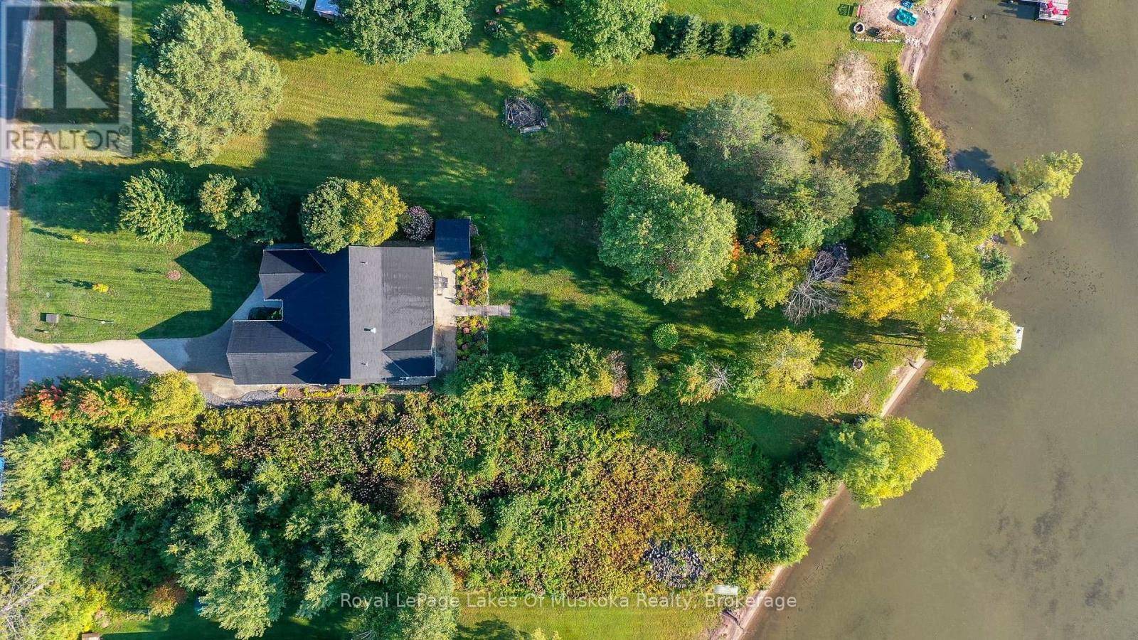 Sundridge, ON P0A1Z0,7 LAKE BERNARD DRIVE