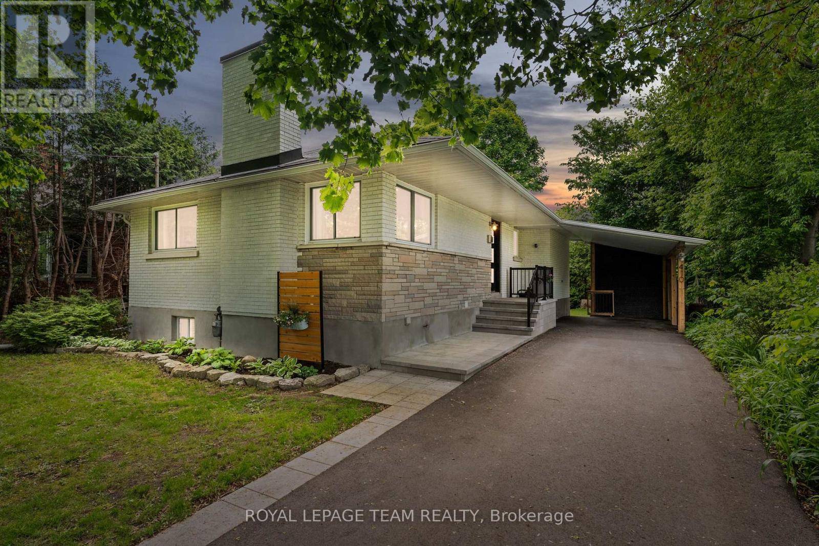 Ottawa, ON K2B5J4,410 HARTLEIGH AVENUE