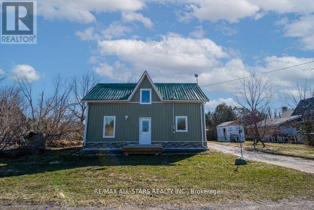 Kawartha Lakes (fenelon), ON K0M1E0,10 NORTH STREET N
