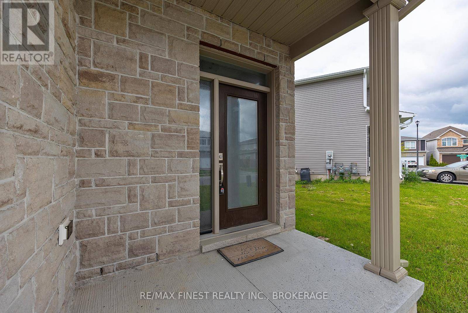 Kingston (kingston East (incl Barret Crt)), ON K7K7J8,937 RIVERVIEW WAY
