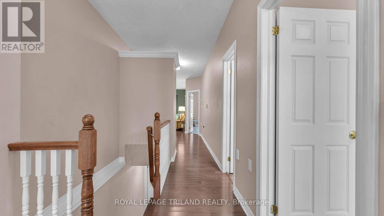 London North (north G), ON N6G5H7,1574 RICHMOND ST #28