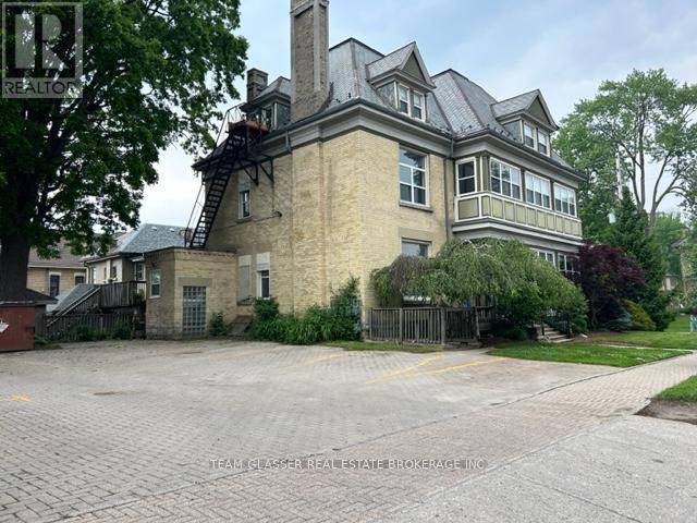 London East (east F), ON N6B2C5,324 WOLFE STREET