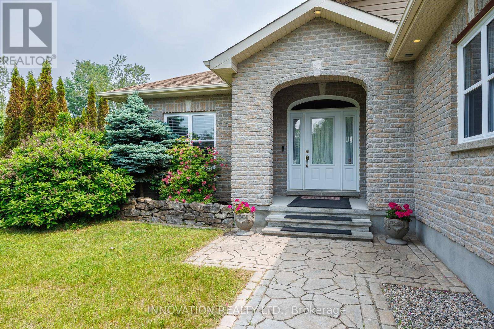 North Grenville, ON K0G1J0,11 VOYAGEUR DRIVE