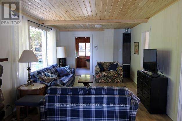 Northern Bruce Peninsula, ON N0H2R0,131 BAY STREET S