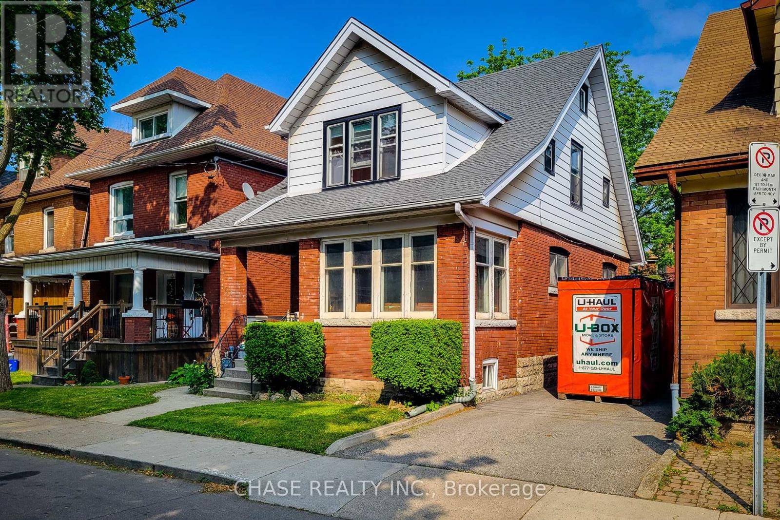 Hamilton (stripley), ON L8M2W4,63 CARRICK AVENUE