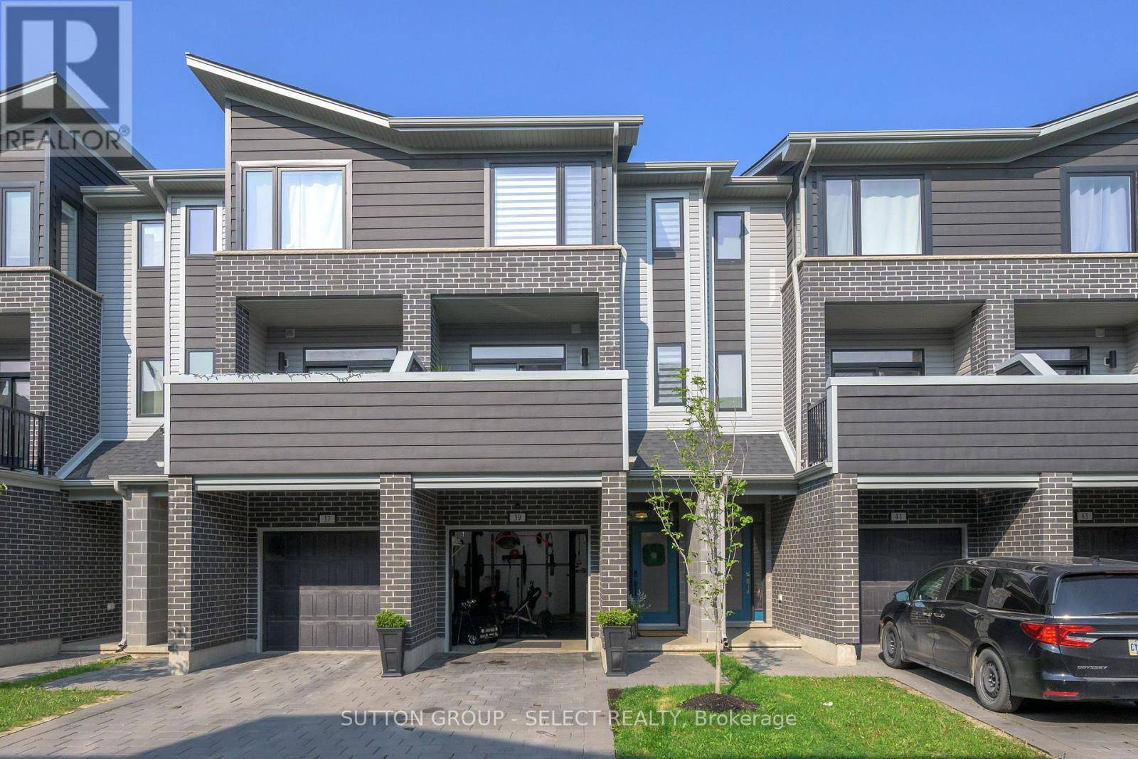 London East (east D), ON N5V0C5,177 Edgevalley RD #39