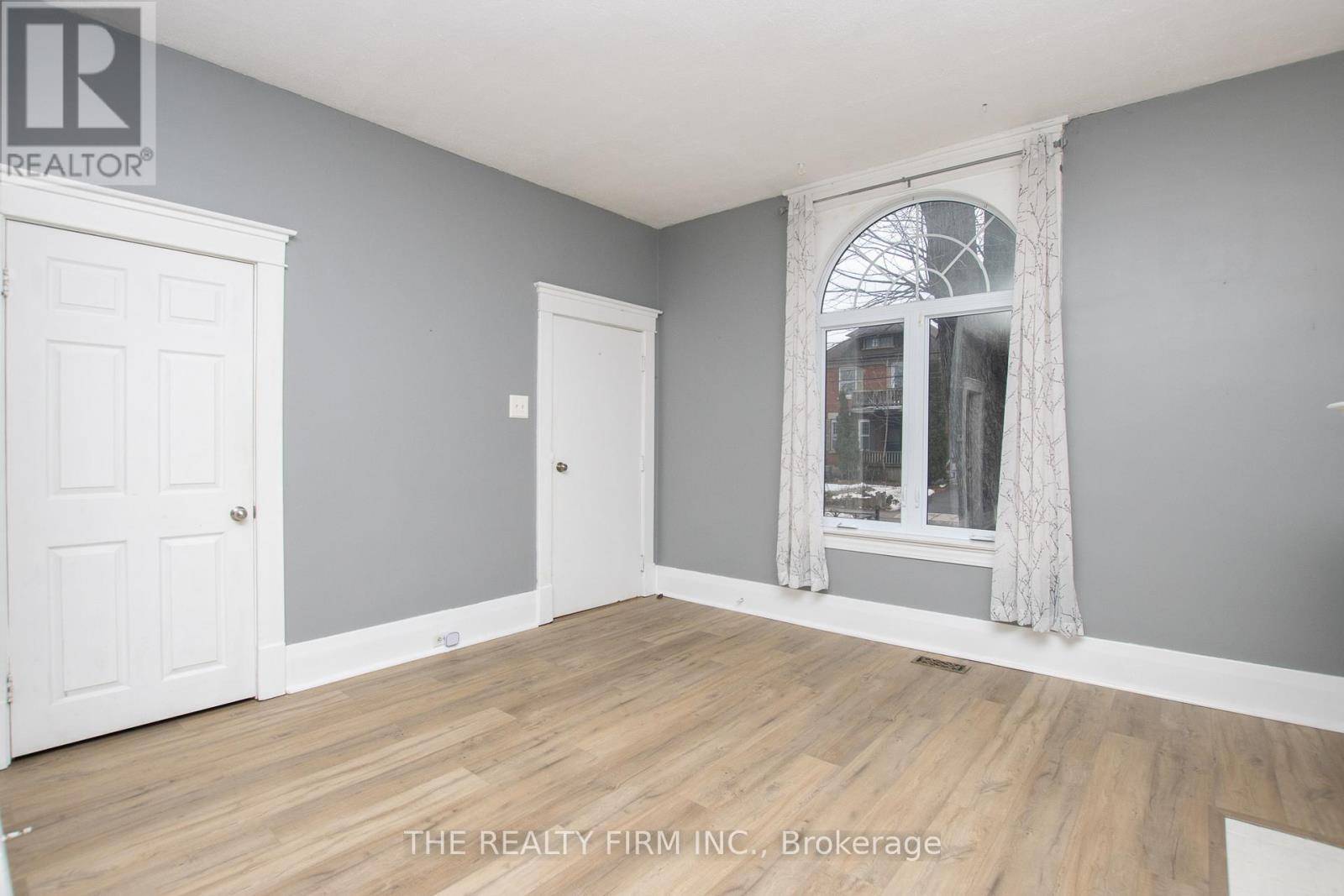 London East (east G), ON N5W3K5,666 LORNE AVENUE