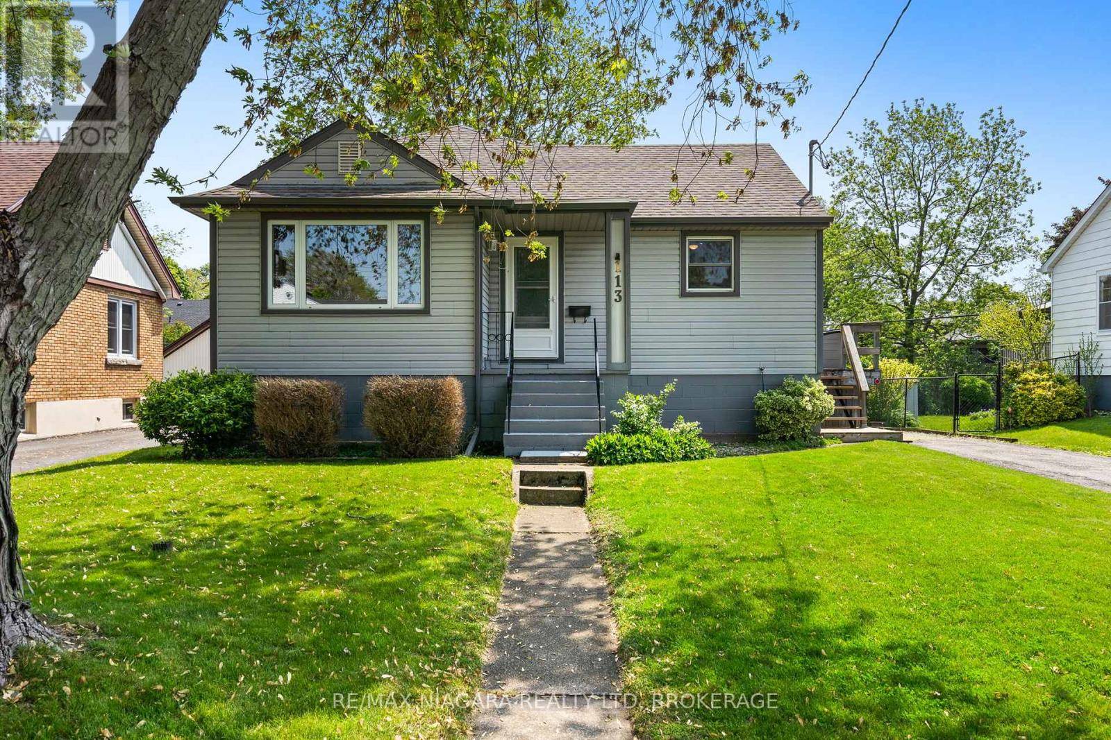 Port Colborne (sugarloaf), ON L3K5J8,113 LINWOOD AVENUE